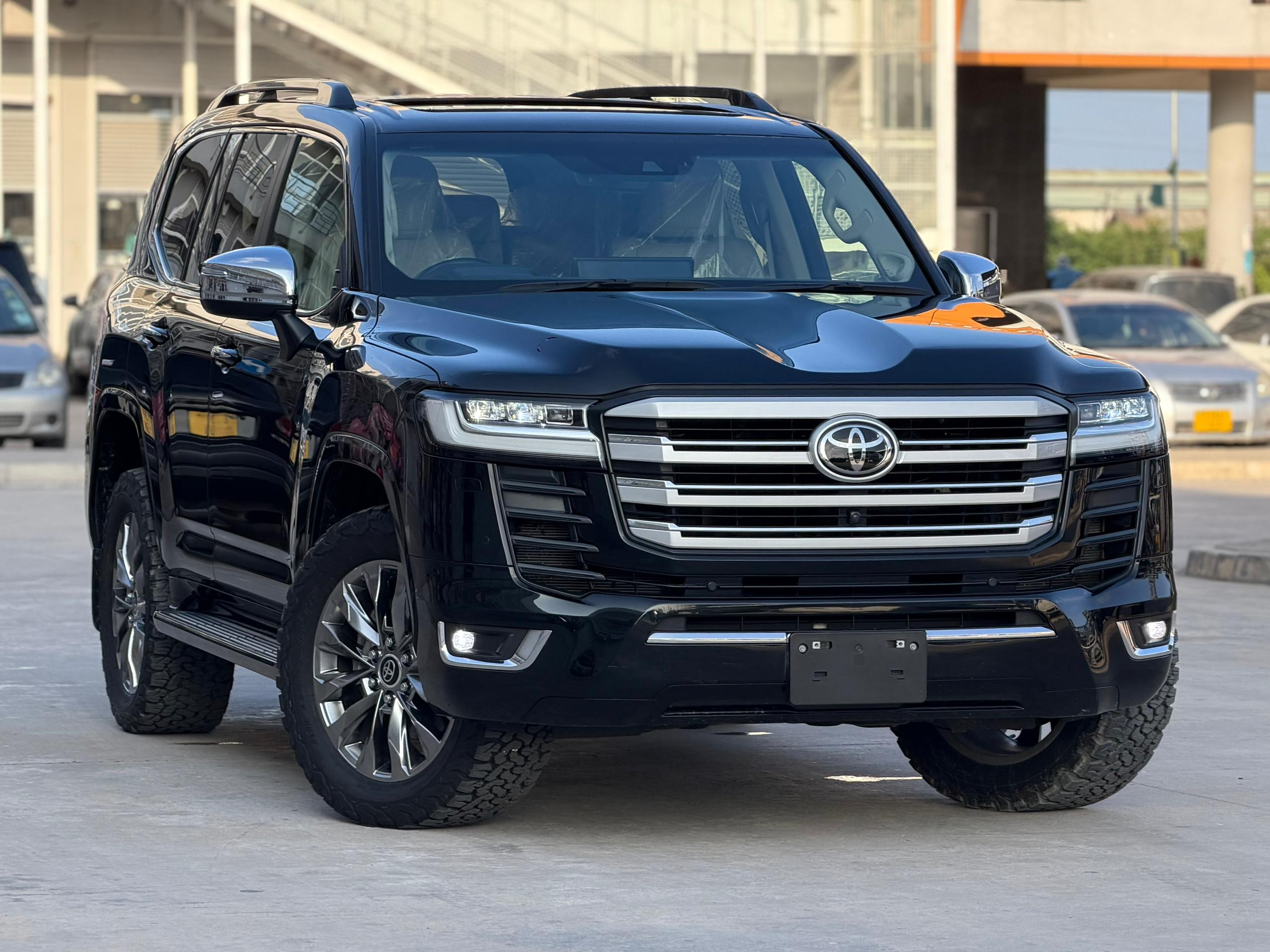 2024 TOYOTA LANDCRUISER SAHARA ZX
